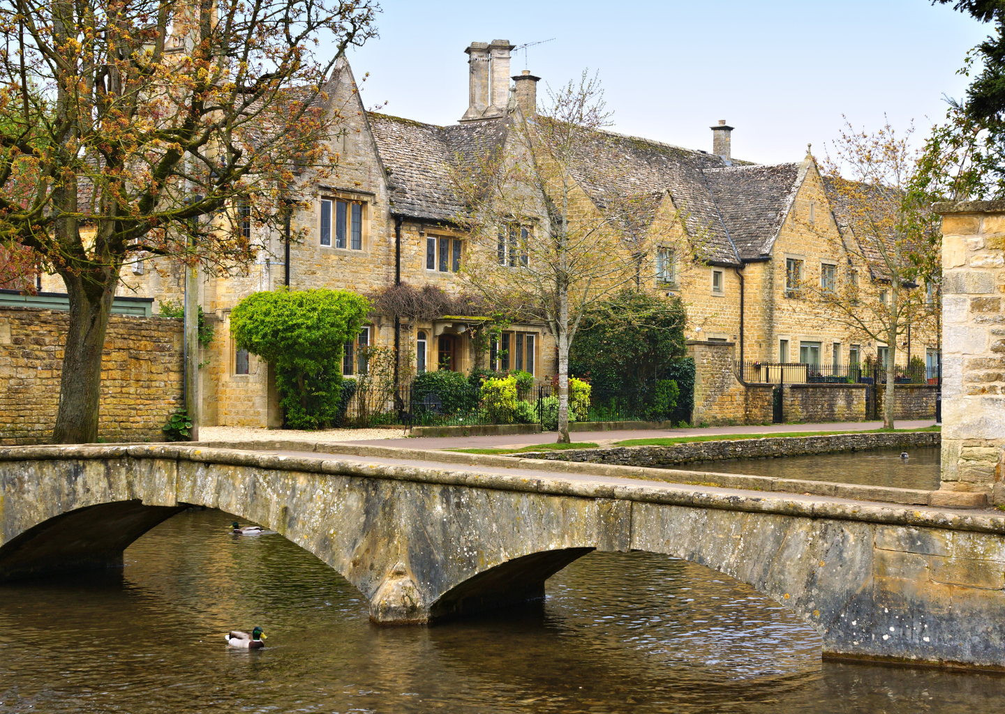 DISCOVER HIDDEN VILLAGES NEAR OUR HOTELS