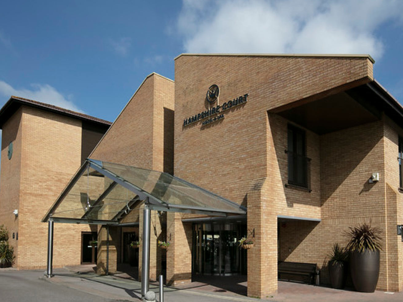 Hampshire Court Hotel & Spa