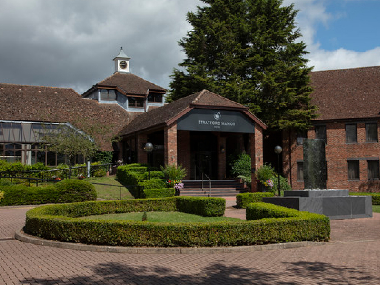 Stratford Manor Hotel