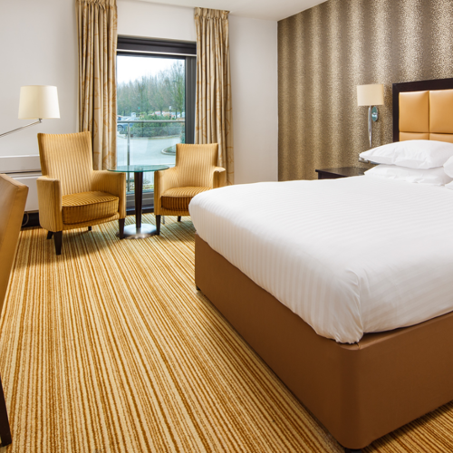 <p>CLASSIC ROOM</p>