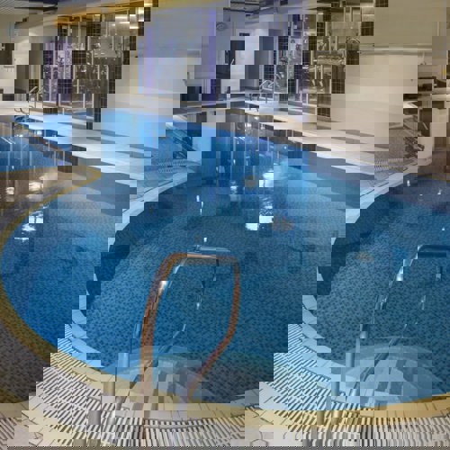 <p>POOL</p>