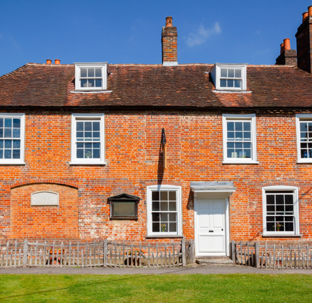 <strong><span class="NormalTextRun SCXW260979162 BCX8">Complete the Jane Austen Trail</span>&nbsp;</strong>