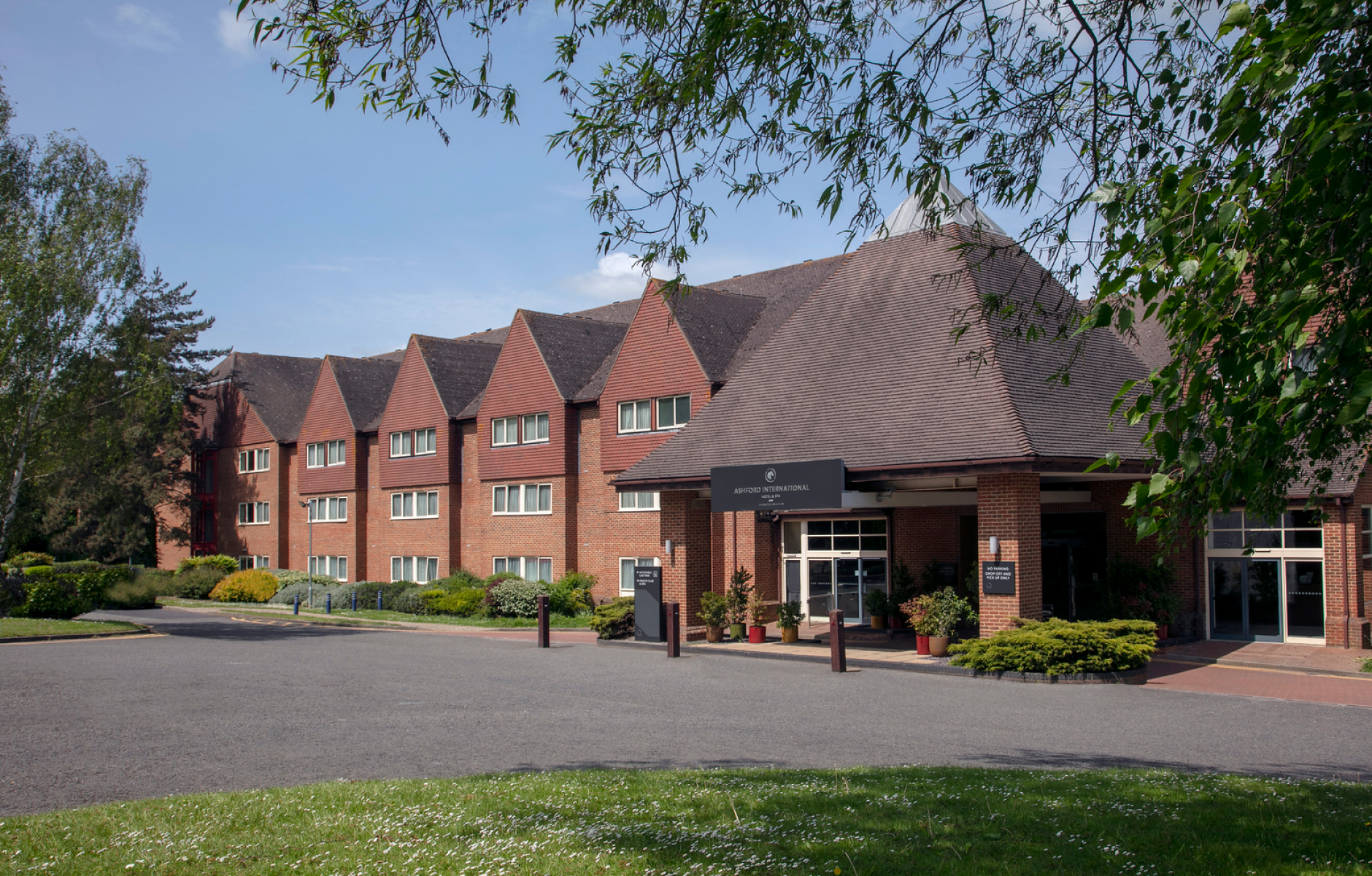Ashford International Hotel & Spa