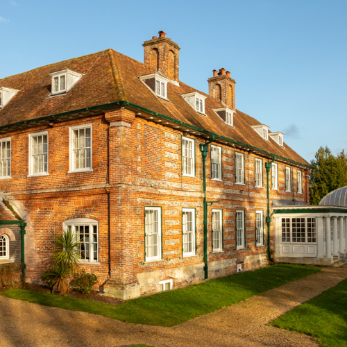 <p><strong>NORTON PARK</strong></p>
<p><strong>THE MANOR HOUSE</strong></p>