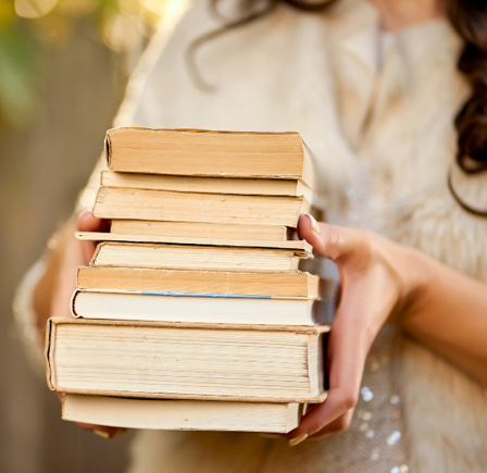 <strong>Curate your reading list</strong>